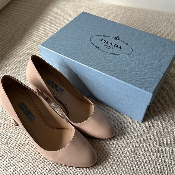 Prada Beige Patent Leather Pumps - Picture 3 of 9